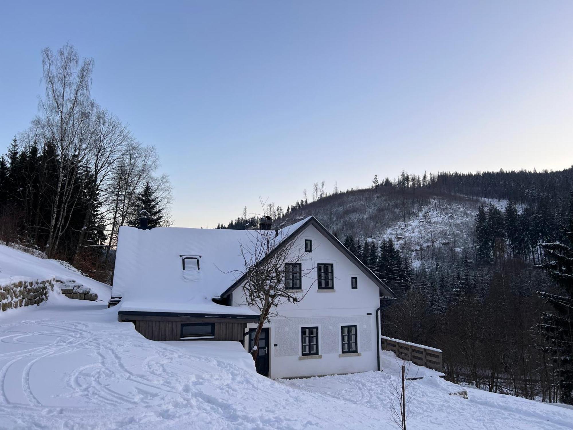 Antoniwald82 Josefuv Dul Villa Exteriör bild